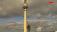 Archiv Foto Webcam Berlin: Rotes Rathaus und Berliner Dom 13:00