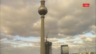 Archiv Foto Webcam Berlin: Rotes Rathaus und Berliner Dom 15:00