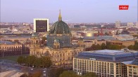 Archiv Foto Webcam Berlin: Rotes Rathaus und Berliner Dom 05:00