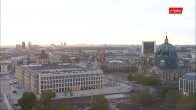 Archiv Foto Webcam Berlin: Rotes Rathaus und Berliner Dom 15:00