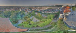 Archiv Foto Webcam Graz: Panorama vom Schlossberg 05:00