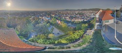 Archiv Foto Webcam Graz: Panorama vom Schlossberg 08:00
