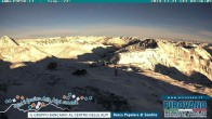 Archiv Foto Webcam Stilfserjoch: Blick Trincerone 07:00