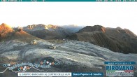 Archiv Foto Webcam Stilfserjoch: Blick Trincerone 05:00