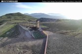 Archived image Webcam Glencoe Mountain (Scotland) - Plateau Cafe 05:00