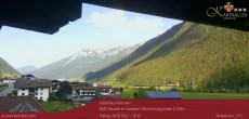 Archived image Webcam View to Neustift and Serles 10:00