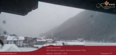 Archived image Webcam View to Neustift and Serles 09:00