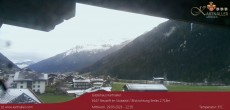Archived image Webcam View to Neustift and Serles 11:00