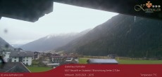 Archived image Webcam View to Neustift and Serles 15:00