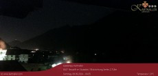 Archiv Foto Webcam Blick Neustift und Serles / Stubaital 03:00