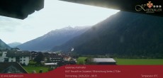 Archived image Webcam View to Neustift and Serles 07:00