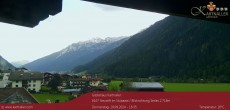 Archived image Webcam View to Neustift and Serles 15:00