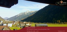 Archived image Webcam View to Neustift and Serles 11:00