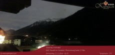 Archived image Webcam View to Neustift and Serles 01:00