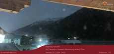 Archiv Foto Webcam Blick Neustift und Serles / Stubaital 03:00