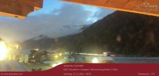 Archiv Foto Webcam Blick Neustift und Serles / Stubaital 05:00