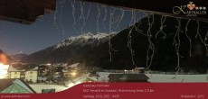 Archiv Foto Webcam Blick Neustift und Serles / Stubaital 03:00