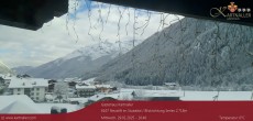 Archiv Foto Webcam Blick Neustift und Serles / Stubaital 09:00