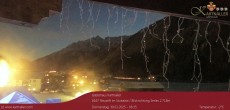 Archiv Foto Webcam Blick Neustift und Serles / Stubaital 05:00