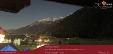 Archived image Webcam View to Neustift and Serles 01:00