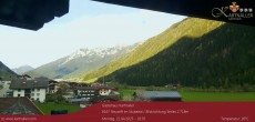Archiv Foto Webcam Blick Neustift und Serles / Stubaital 17:00
