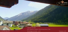Archiv Foto Webcam Blick Neustift und Serles / Stubaital 11:00