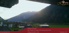 Archiv Foto Webcam Blick Neustift und Serles / Stubaital 06:00