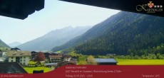 Archiv Foto Webcam Blick Neustift und Serles / Stubaital 09:00