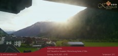 Archiv Foto Webcam Blick Neustift und Serles / Stubaital 06:00