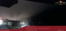 Archiv Foto Webcam Blick Neustift und Serles / Stubaital 03:00