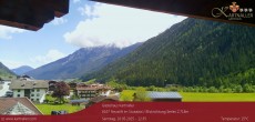 Archiv Foto Webcam Blick Neustift und Serles / Stubaital 11:00