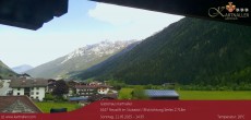 Archiv Foto Webcam Blick Neustift und Serles / Stubaital 13:00