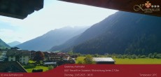 Archiv Foto Webcam Blick Neustift und Serles / Stubaital 07:00