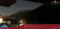 Archiv Foto Webcam Blick Neustift und Serles / Stubaital 01:00