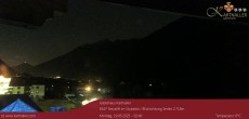 Archiv Foto Webcam Blick Neustift und Serles / Stubaital 01:00