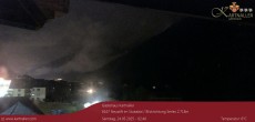 Archiv Foto Webcam Blick Neustift und Serles / Stubaital 01:00