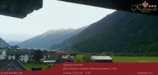 Archiv Foto Webcam Blick Neustift und Serles / Stubaital 06:00