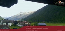 Archiv Foto Webcam Blick Neustift und Serles / Stubaital 15:00