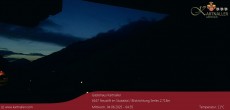 Archiv Foto Webcam Blick Neustift und Serles / Stubaital 03:00