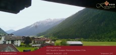 Archiv Foto Webcam Blick Neustift und Serles / Stubaital 11:00