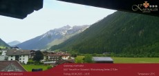 Archived image Webcam View to Neustift and Serles 15:00