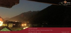 Archiv Foto Webcam Blick Neustift und Serles / Stubaital 01:00