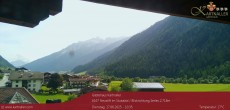 Archived image Webcam View to Neustift and Serles 09:00
