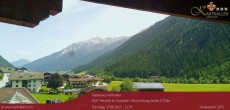 Archived image Webcam View to Neustift and Serles 11:00