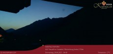 Archiv Foto Webcam Blick Neustift und Serles / Stubaital 03:00