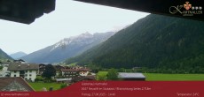 Archiv Foto Webcam Blick Neustift und Serles / Stubaital 13:00
