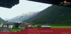 Archiv Foto Webcam Blick Neustift und Serles / Stubaital 15:00