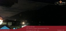 Archived image Webcam View to Neustift and Serles 23:00