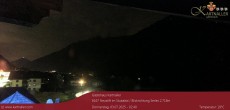 Archived image Webcam View to Neustift and Serles 01:00