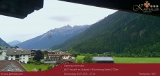 Archiv Foto Webcam Blick Neustift und Serles / Stubaital 06:00